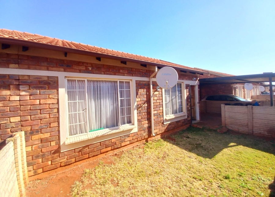 2 Bedroom Property for Sale in The Orchards Gauteng