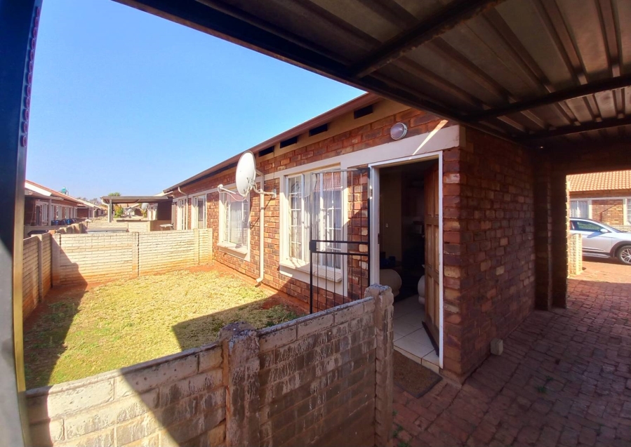 2 Bedroom Property for Sale in The Orchards Gauteng
