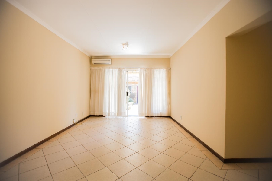To Let 3 Bedroom Property for Rent in Equestria Gauteng
