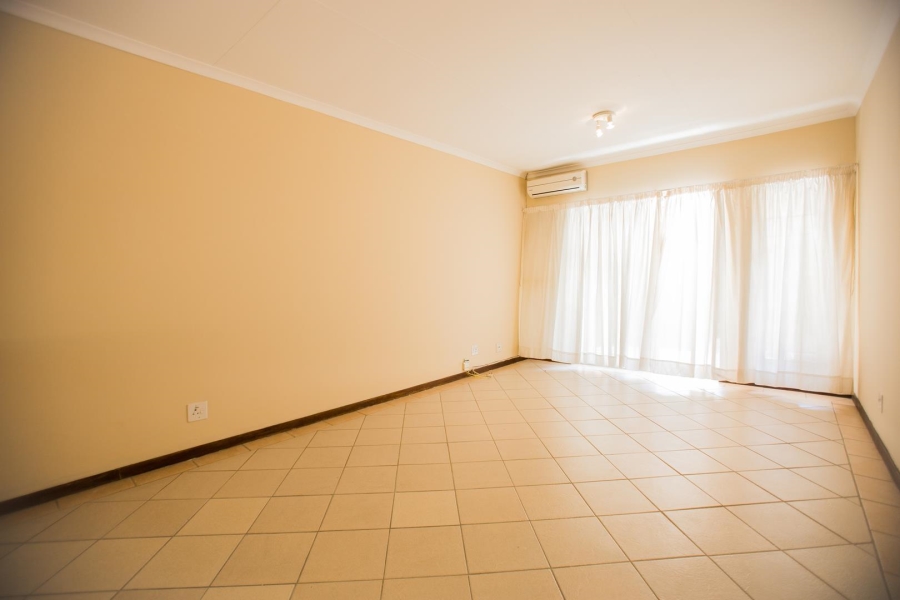 To Let 3 Bedroom Property for Rent in Equestria Gauteng