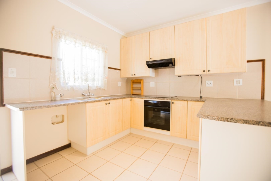 To Let 3 Bedroom Property for Rent in Equestria Gauteng