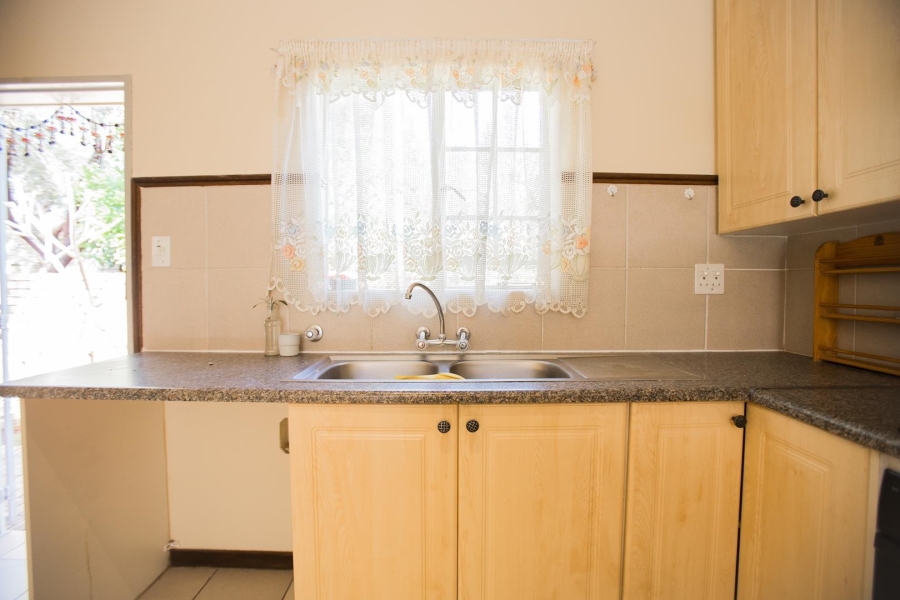 To Let 3 Bedroom Property for Rent in Equestria Gauteng