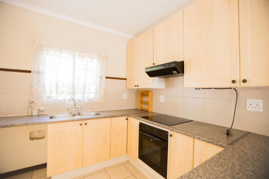 To Let 3 Bedroom Property for Rent in Equestria Gauteng