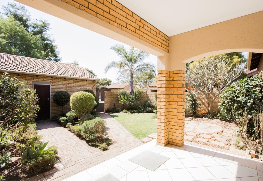 To Let 3 Bedroom Property for Rent in Equestria Gauteng