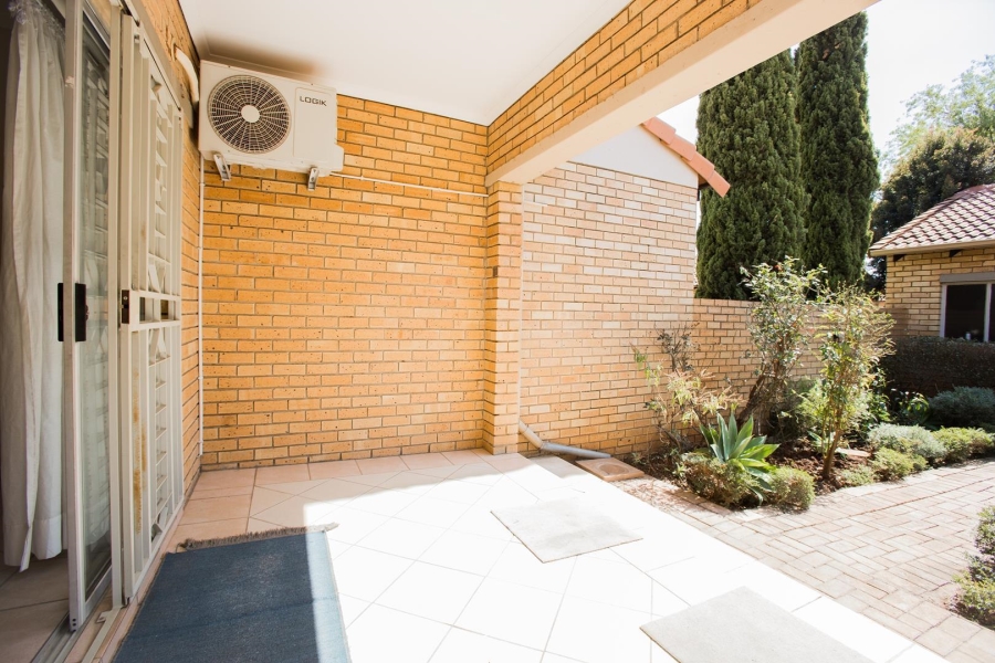 To Let 3 Bedroom Property for Rent in Equestria Gauteng