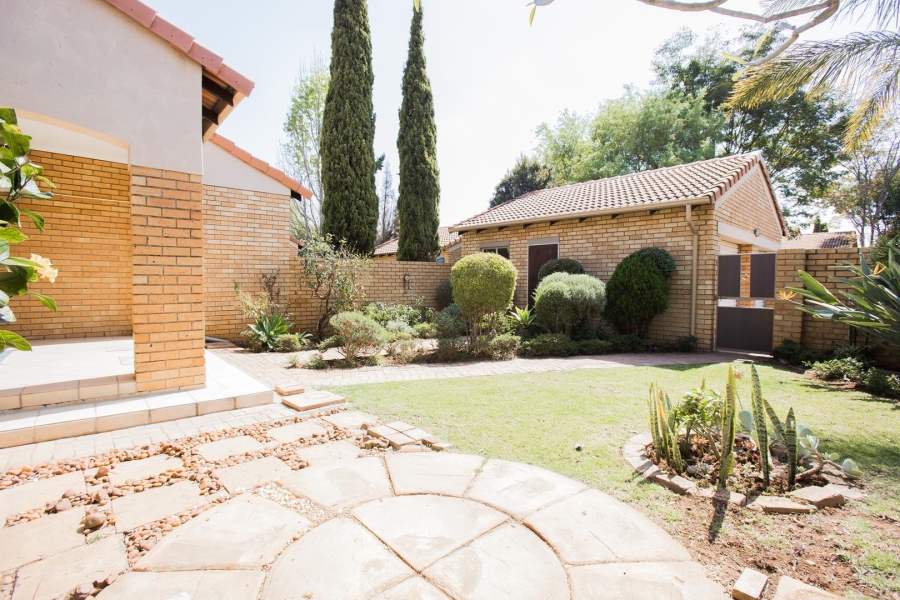 To Let 3 Bedroom Property for Rent in Equestria Gauteng