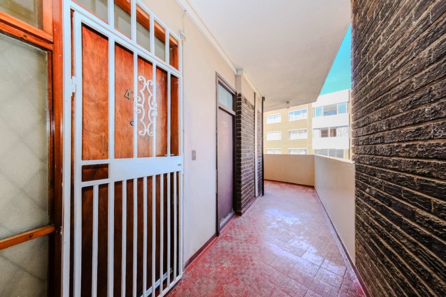 2 Bedroom Property for Sale in Killarney Gauteng