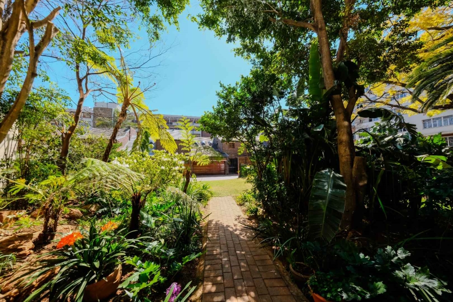 2 Bedroom Property for Sale in Killarney Gauteng