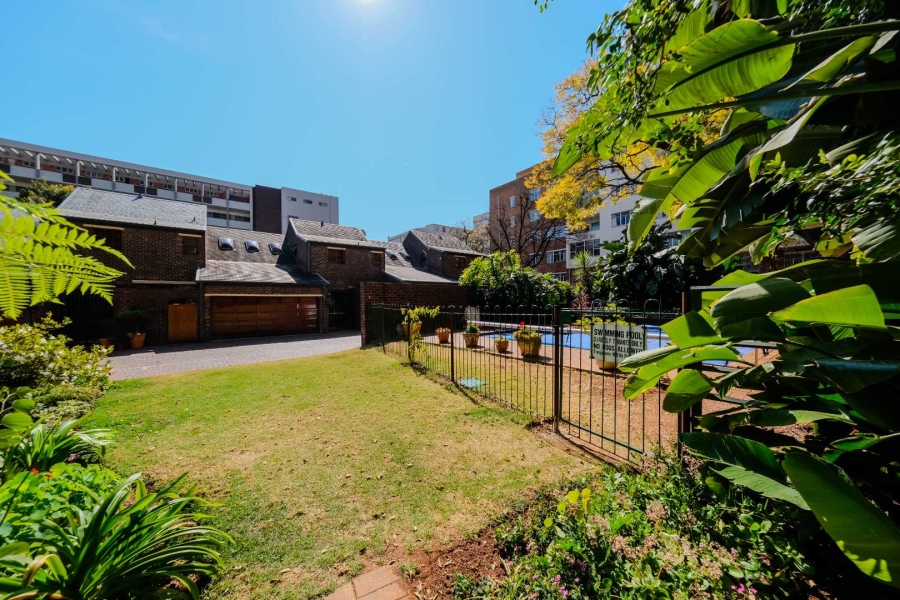 2 Bedroom Property for Sale in Killarney Gauteng