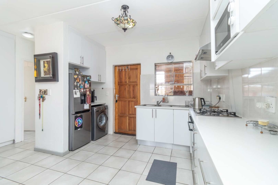 2 Bedroom Property for Sale in Honeydew Gauteng