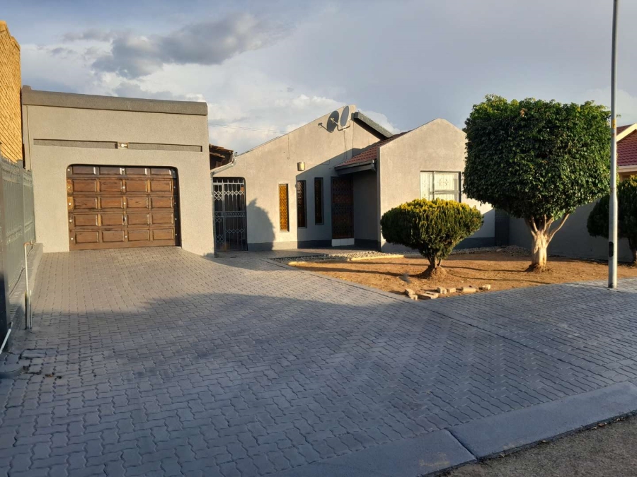 2 Bedroom Property for Sale in Mabopane Gauteng
