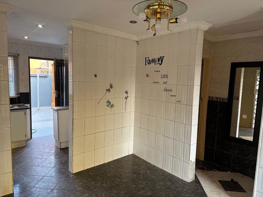 2 Bedroom Property for Sale in Mabopane Gauteng