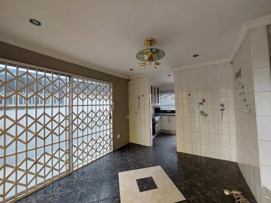 2 Bedroom Property for Sale in Mabopane Gauteng