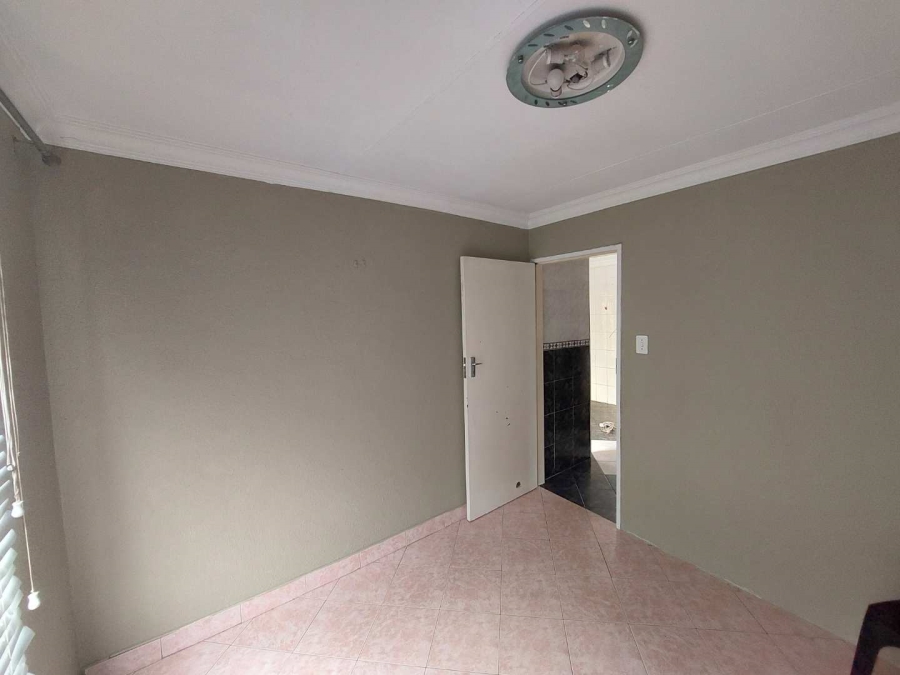 2 Bedroom Property for Sale in Mabopane Gauteng