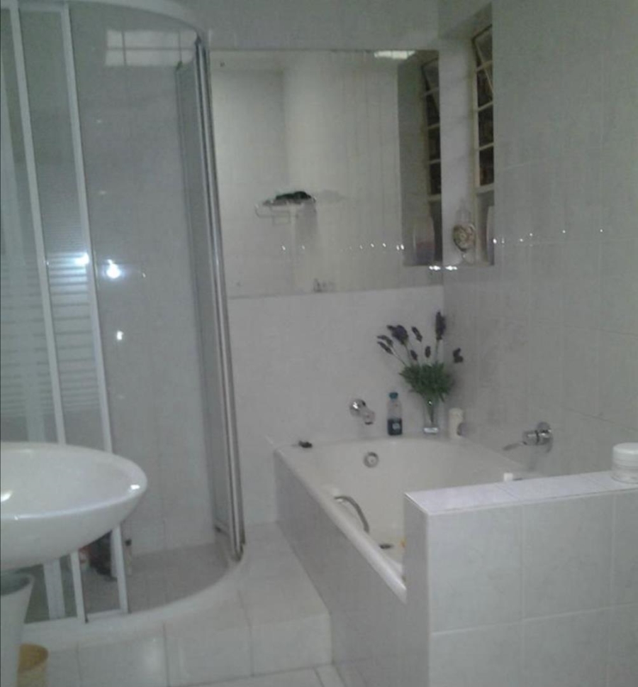To Let 3 Bedroom Property for Rent in Morningside Gauteng