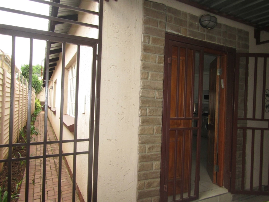 To Let 3 Bedroom Property for Rent in Highlands Gauteng
