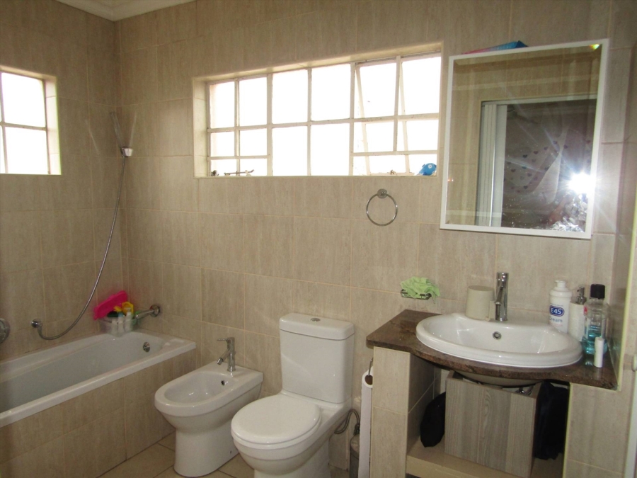 To Let 3 Bedroom Property for Rent in Highlands Gauteng