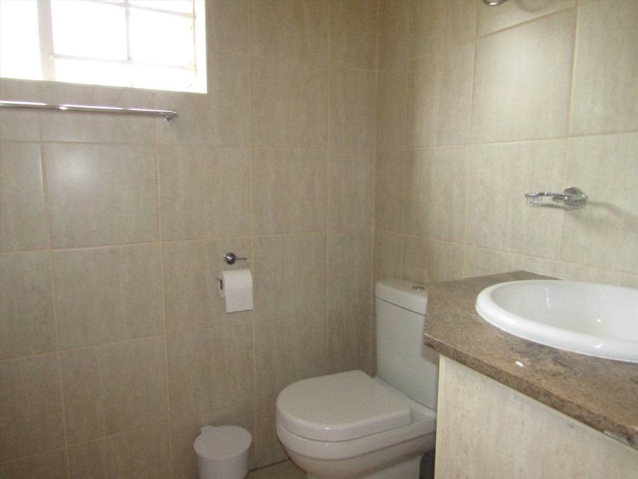 To Let 3 Bedroom Property for Rent in Highlands Gauteng