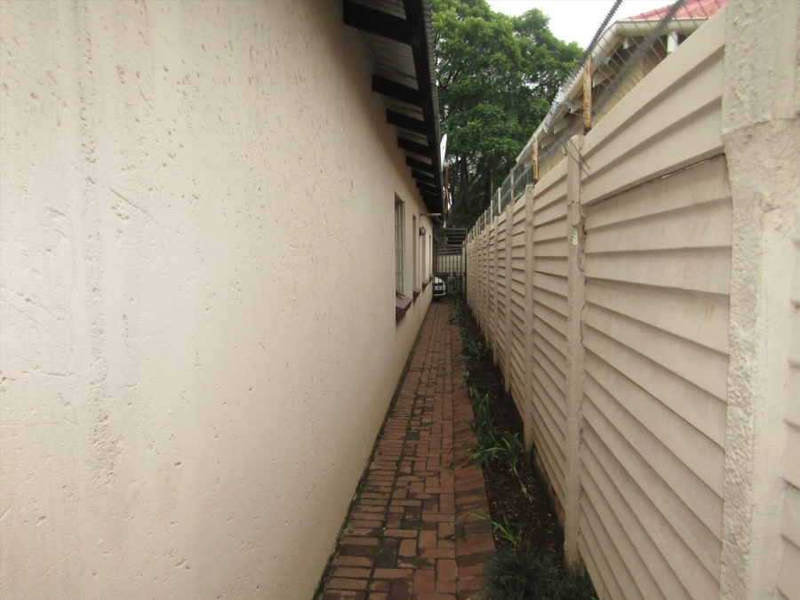 To Let 3 Bedroom Property for Rent in Highlands Gauteng