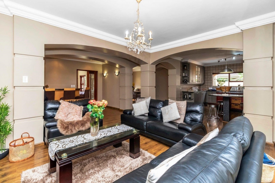 4 Bedroom Property for Sale in Kyalami Estates Gauteng