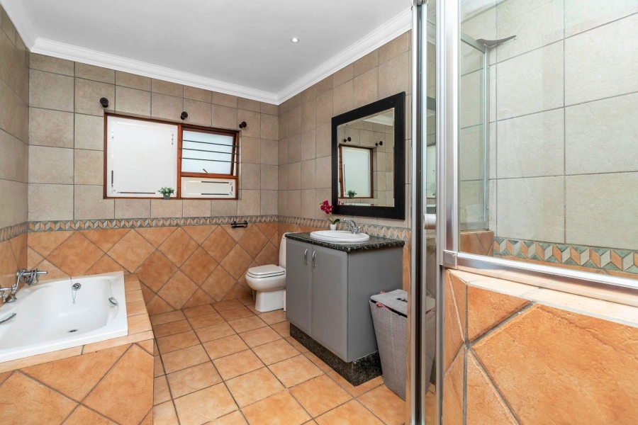 4 Bedroom Property for Sale in Kyalami Estates Gauteng