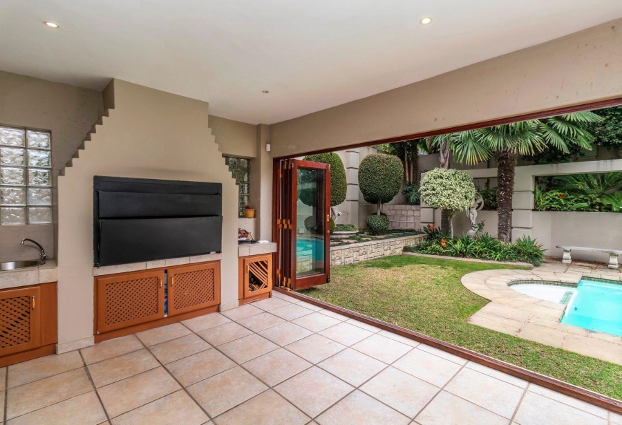 4 Bedroom Property for Sale in Kyalami Estates Gauteng