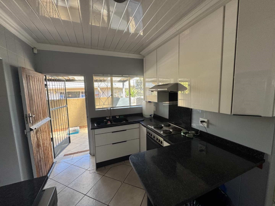 4 Bedroom Property for Sale in Verwoerdpark Gauteng