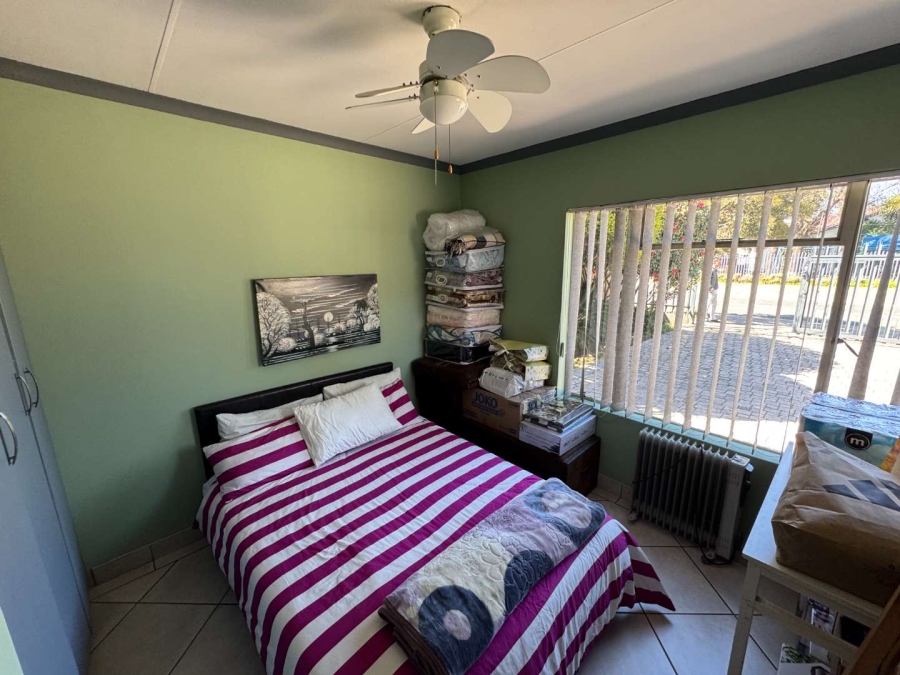 4 Bedroom Property for Sale in Verwoerdpark Gauteng