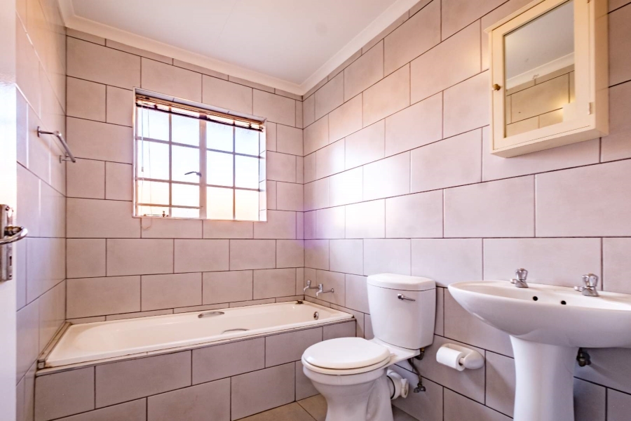 4 Bedroom Property for Sale in Rynfield Gauteng
