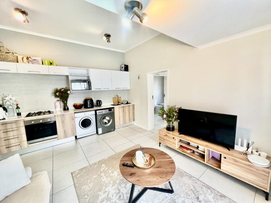 1 Bedroom Property for Sale in Modderfontein Gauteng