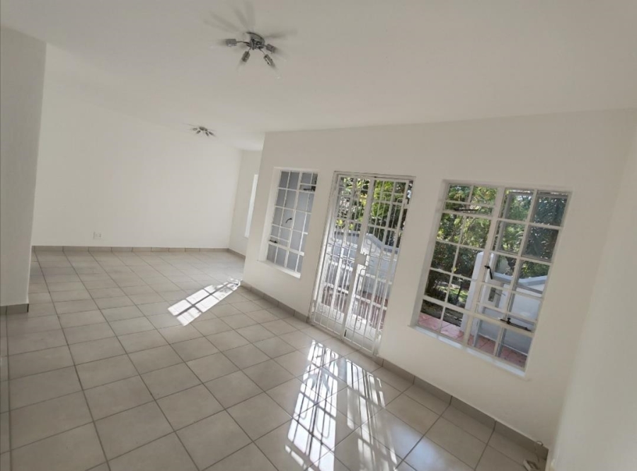 2 Bedroom Property for Sale in Woodmead Gauteng