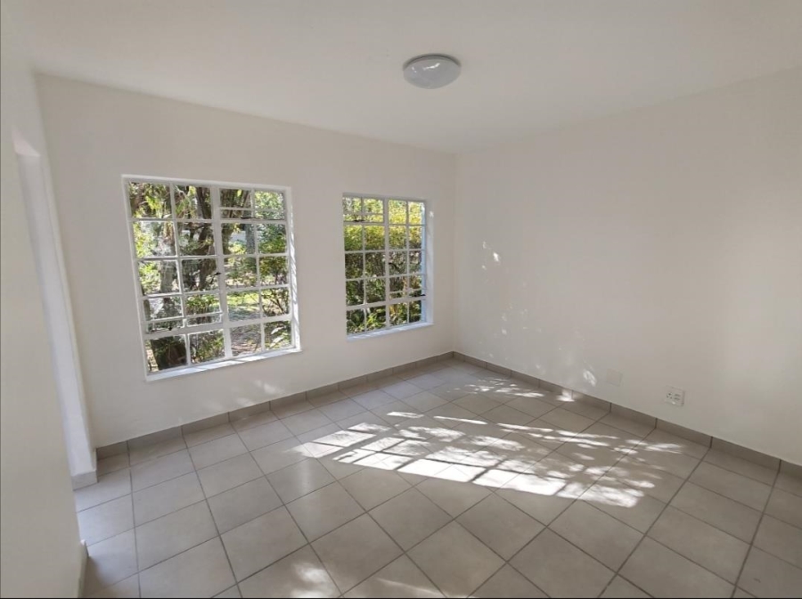 2 Bedroom Property for Sale in Woodmead Gauteng