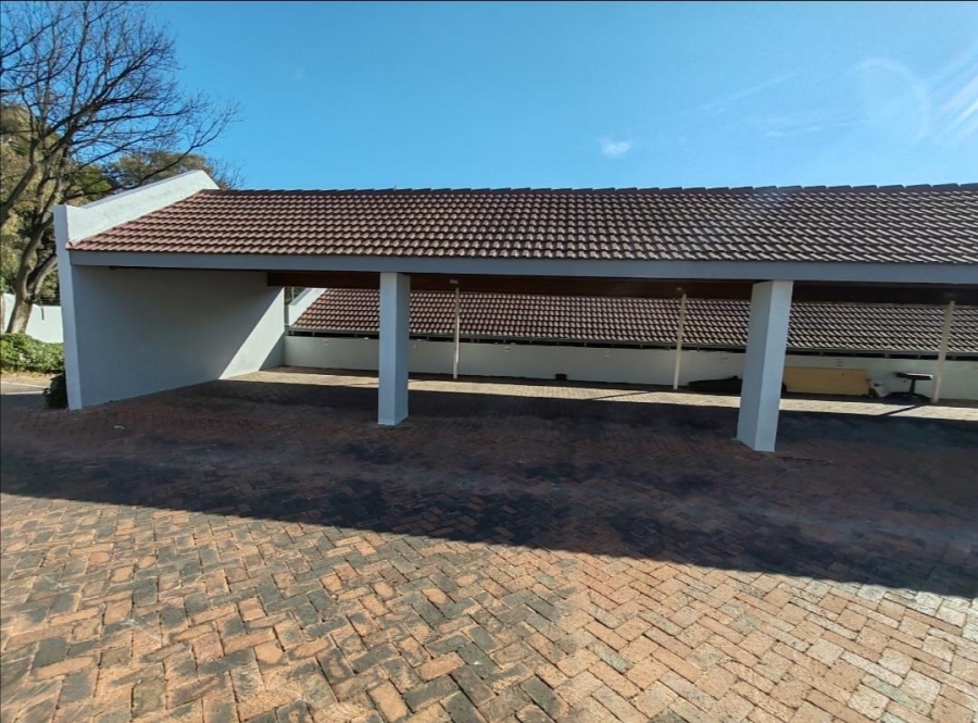 2 Bedroom Property for Sale in Woodmead Gauteng