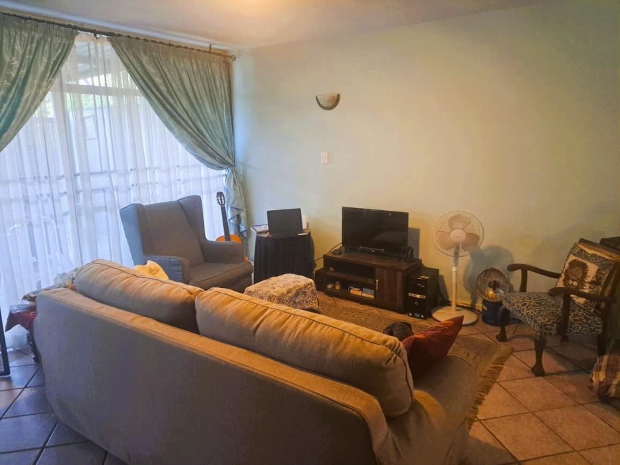 2 Bedroom Property for Sale in Kilner Park Gauteng