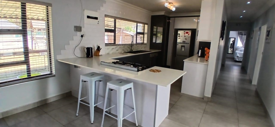 3 Bedroom Property for Sale in Raceview Gauteng