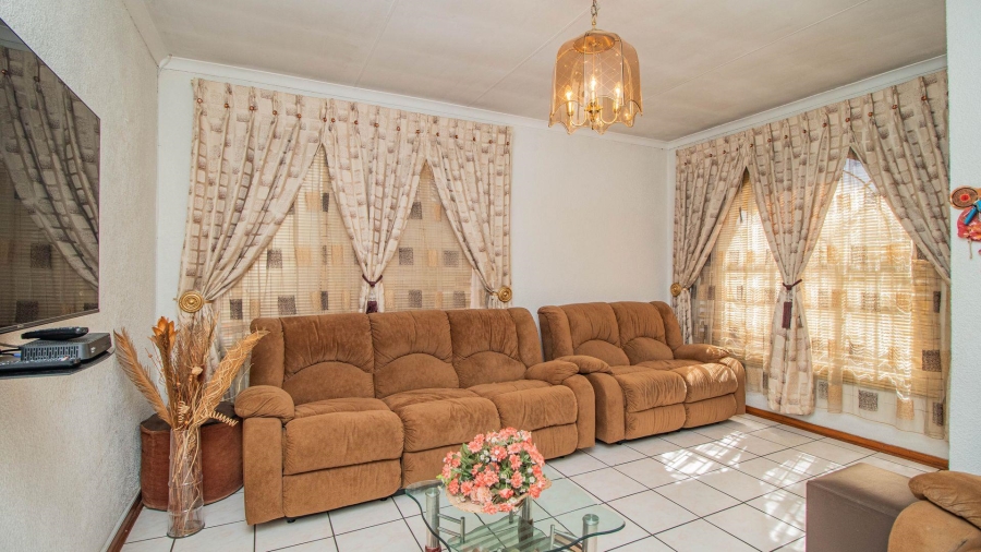 4 Bedroom Property for Sale in Bakerton Gauteng