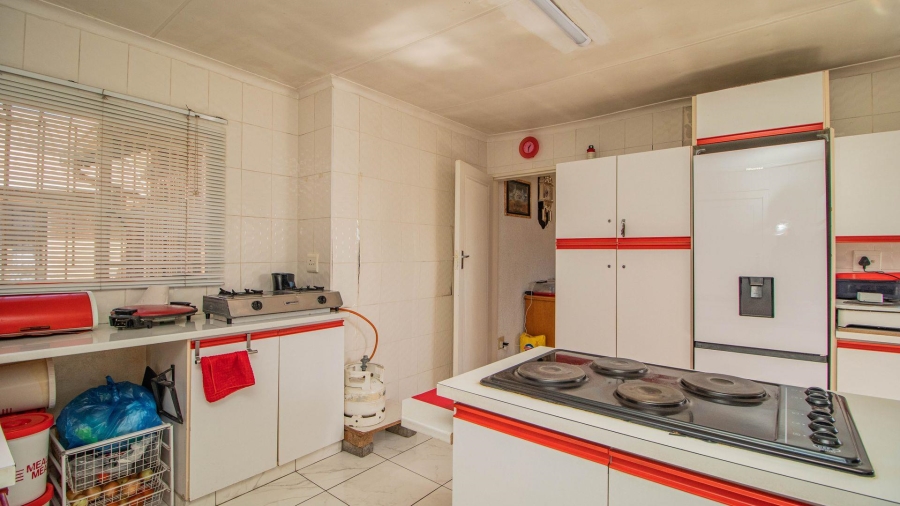 4 Bedroom Property for Sale in Bakerton Gauteng