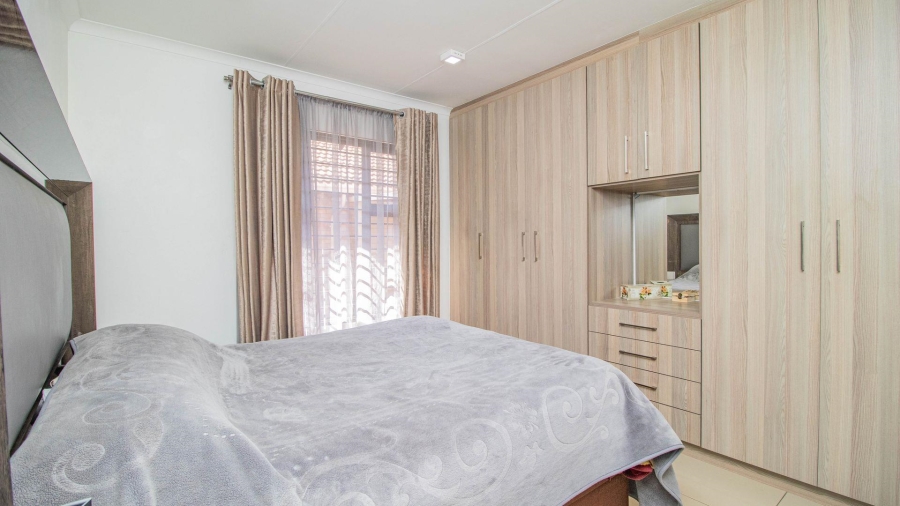 4 Bedroom Property for Sale in Bakerton Gauteng