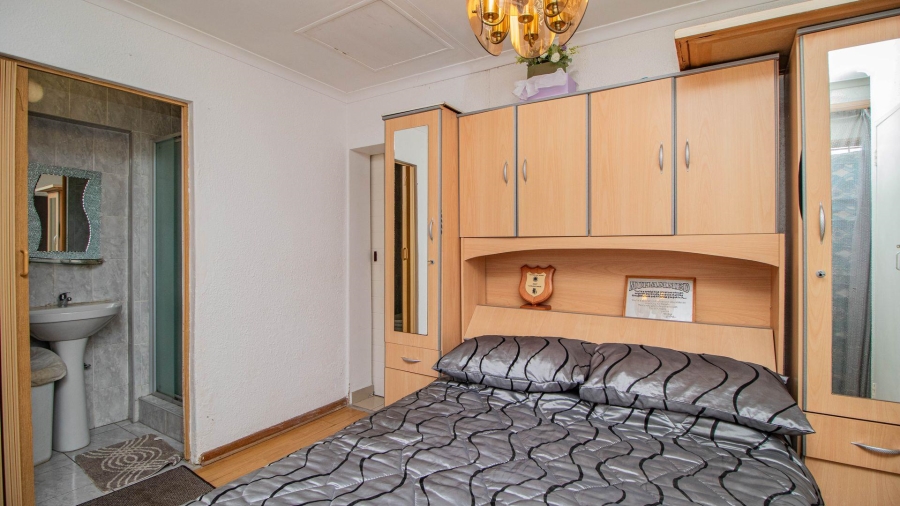4 Bedroom Property for Sale in Bakerton Gauteng