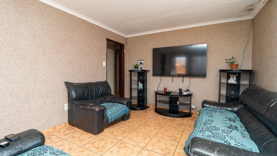 5 Bedroom Property for Sale in Bakerton Gauteng