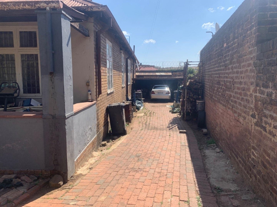 6 Bedroom Property for Sale in Turffontein Gauteng