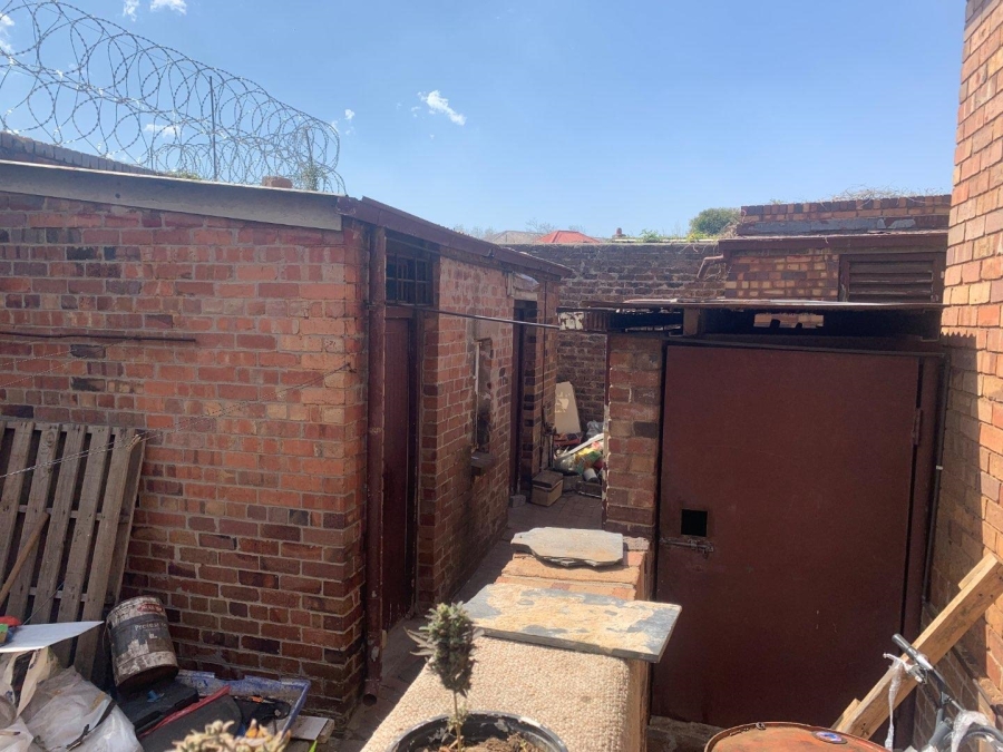 6 Bedroom Property for Sale in Turffontein Gauteng