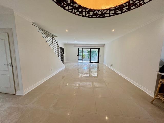 To Let 3 Bedroom Property for Rent in Morningside Manor Gauteng