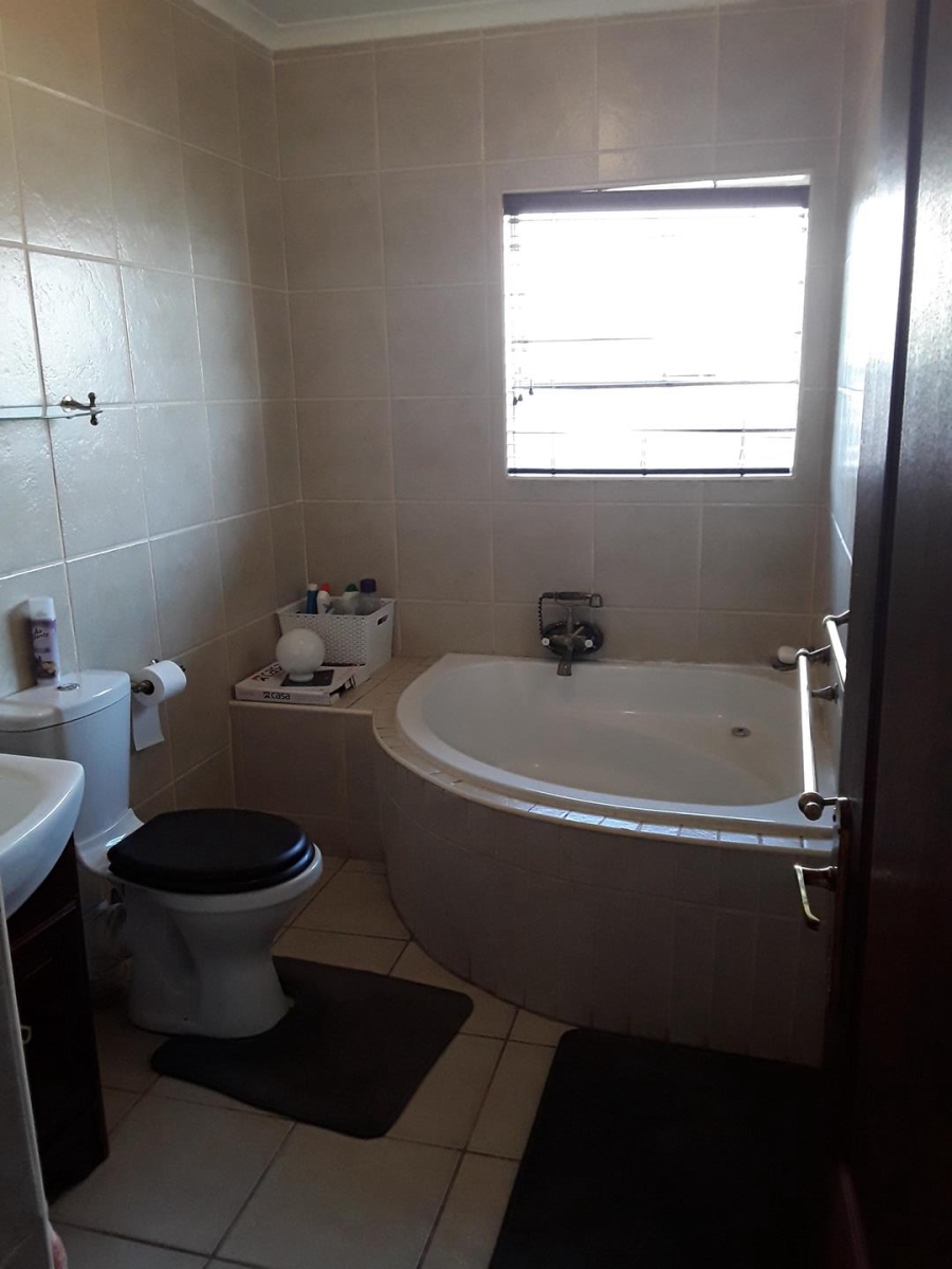 3 Bedroom Property for Sale in Terenure Gauteng