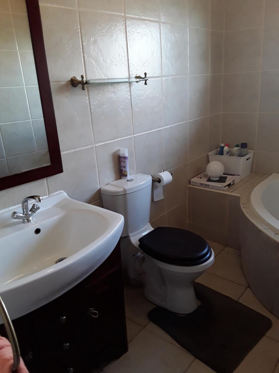 3 Bedroom Property for Sale in Terenure Gauteng
