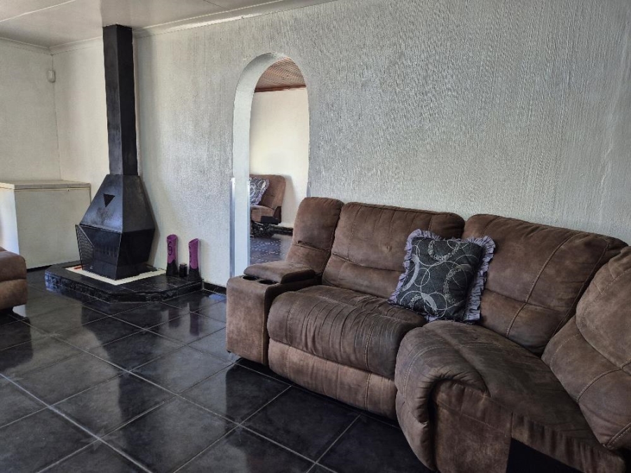 3 Bedroom Property for Sale in Leachville Gauteng