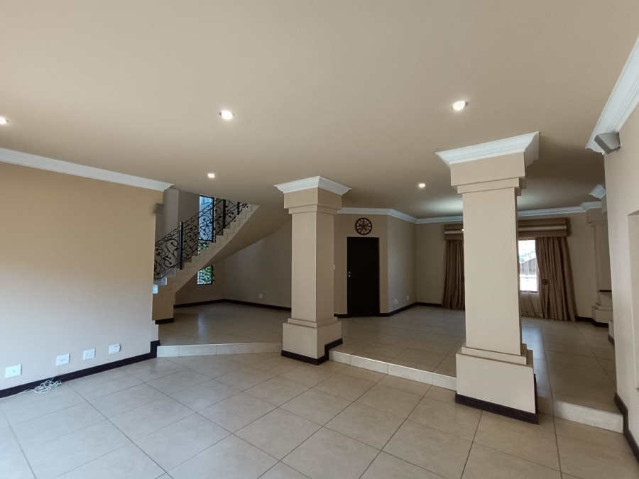 5 Bedroom Property for Sale in Midstream Estate Gauteng