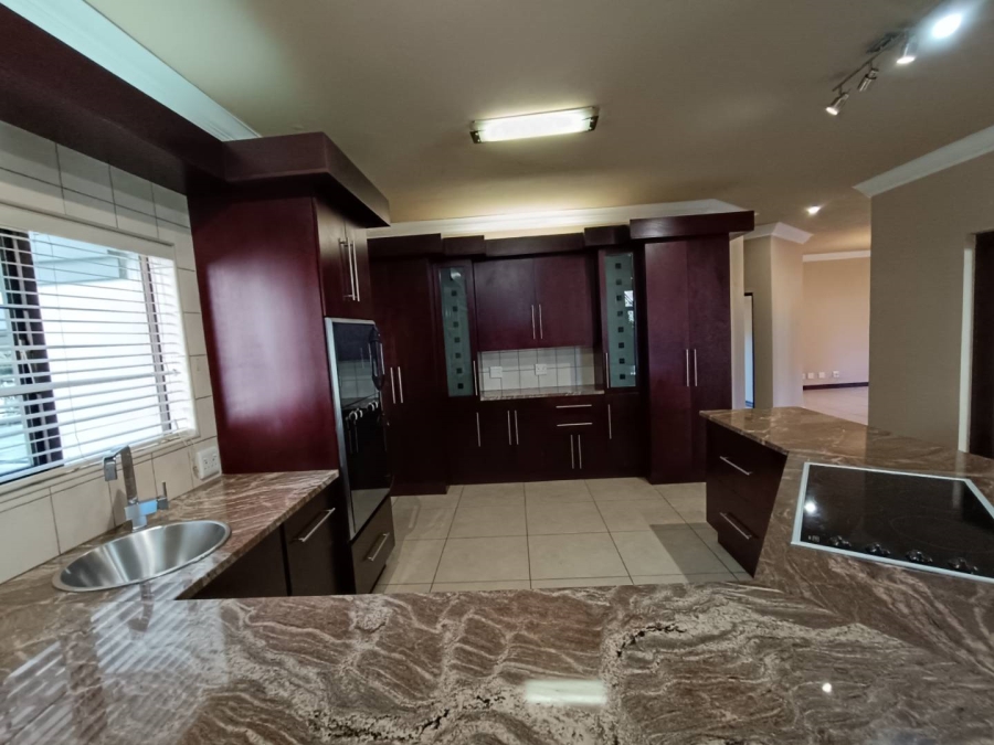 5 Bedroom Property for Sale in Midstream Estate Gauteng