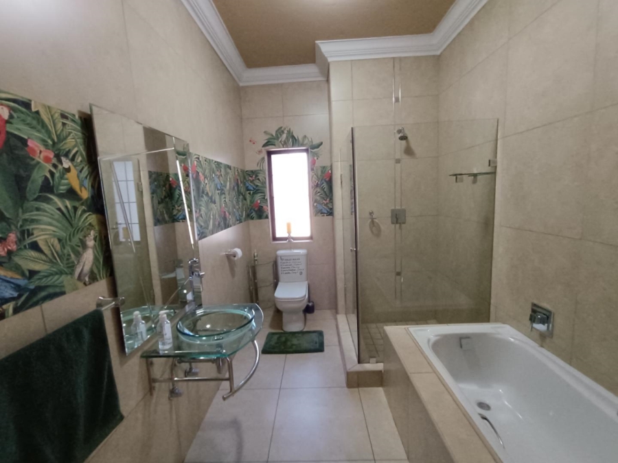 5 Bedroom Property for Sale in Midstream Estate Gauteng