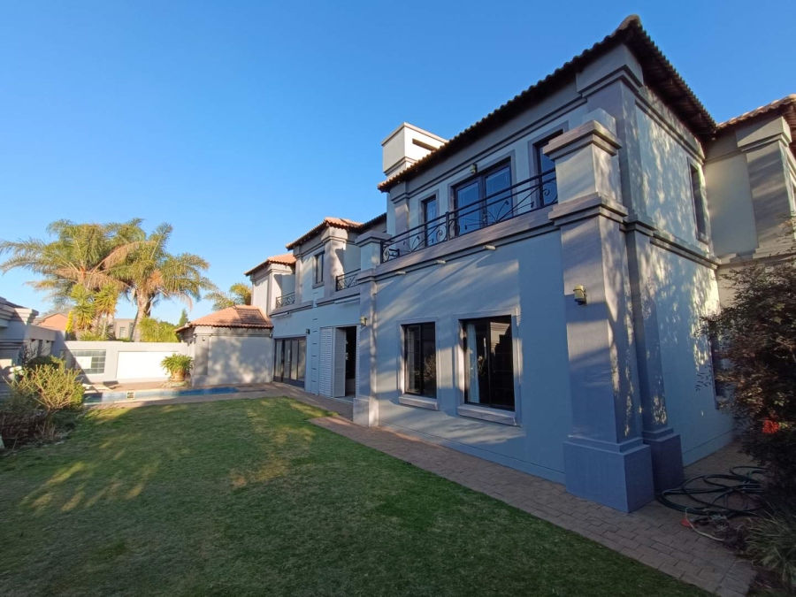 5 Bedroom Property for Sale in Midstream Estate Gauteng